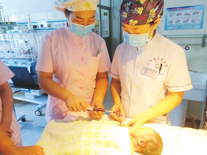 凤城市妇婴监护型护送